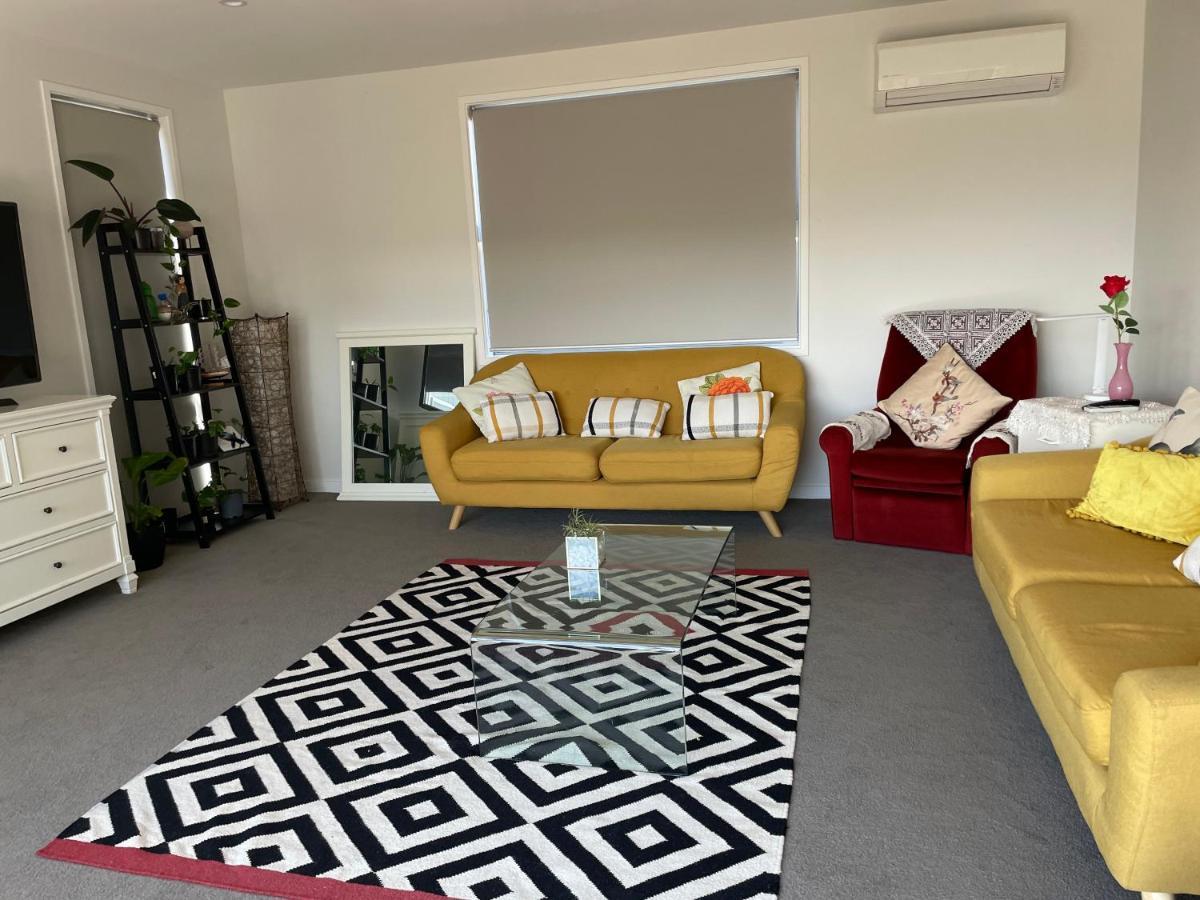 Holiday House Mount Maunganui Exterior photo